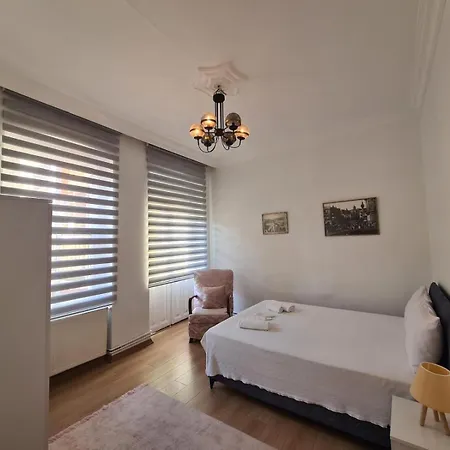Mateo Apartmán *